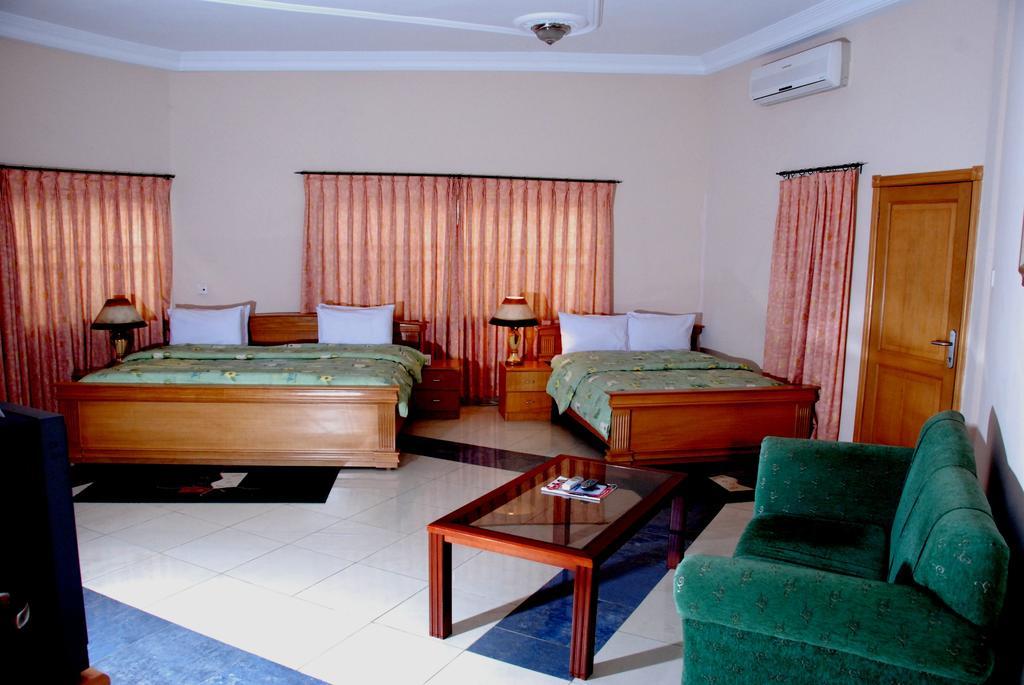 Eastgate Hotel Accra Buitenkant foto