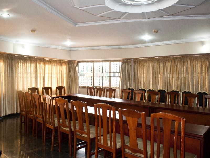 Eastgate Hotel Accra Buitenkant foto