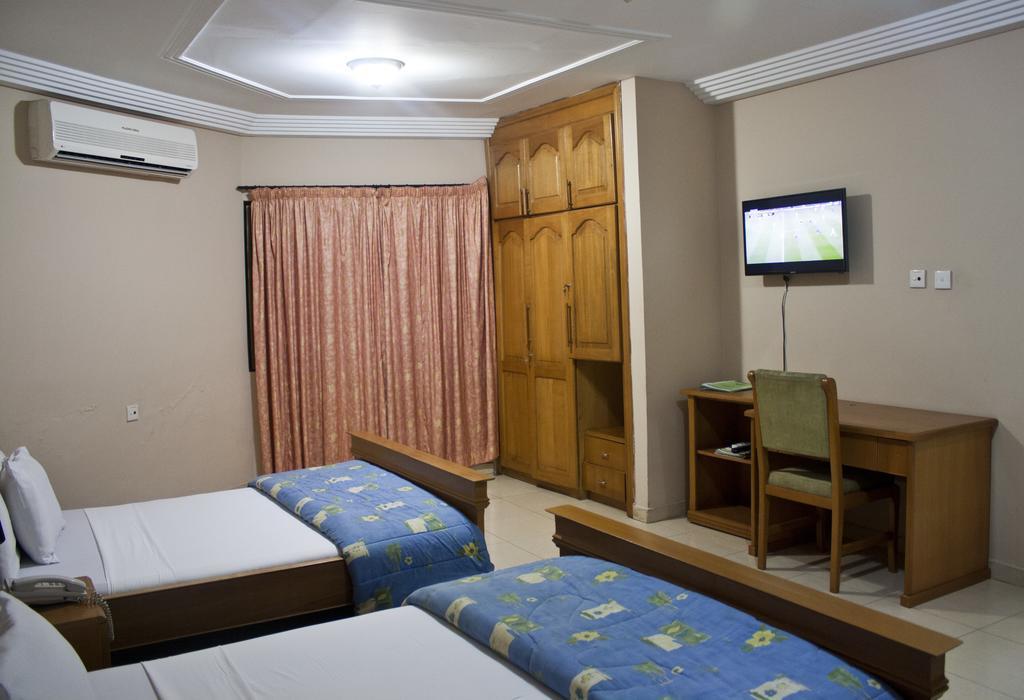 Eastgate Hotel Accra Buitenkant foto
