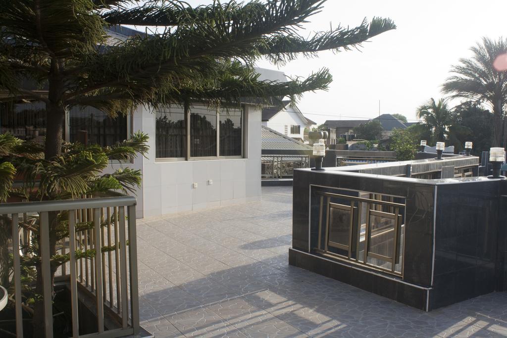 Eastgate Hotel Accra Buitenkant foto