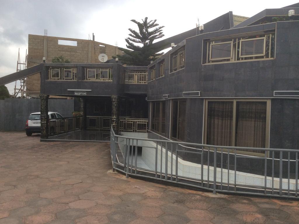 Eastgate Hotel Accra Buitenkant foto