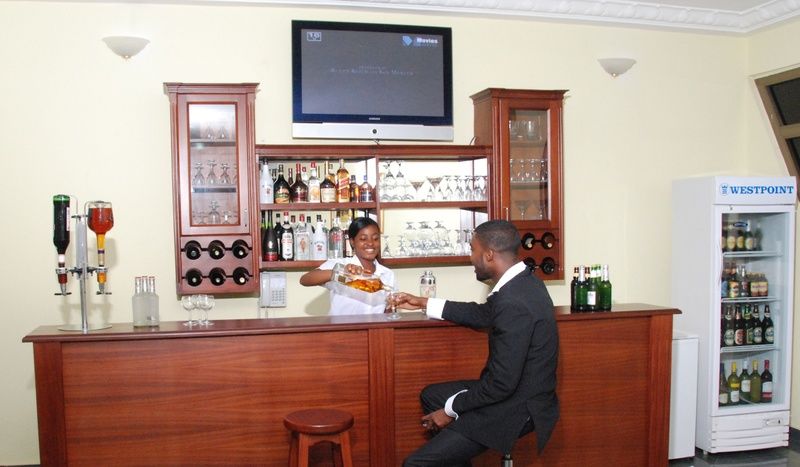 Eastgate Hotel Accra Buitenkant foto